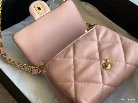 First Bag Ru CHANEL BAG FLAP SMALL 0512